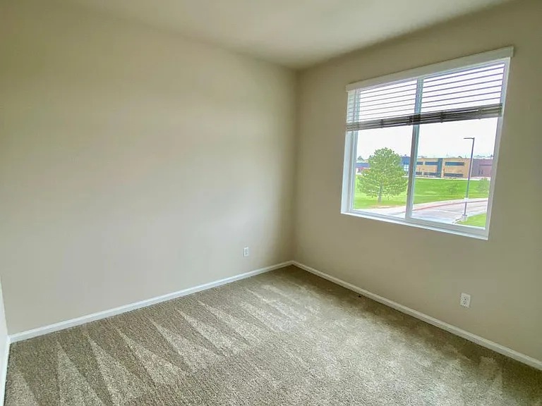 8739 Scarborough Dr — Photo 14