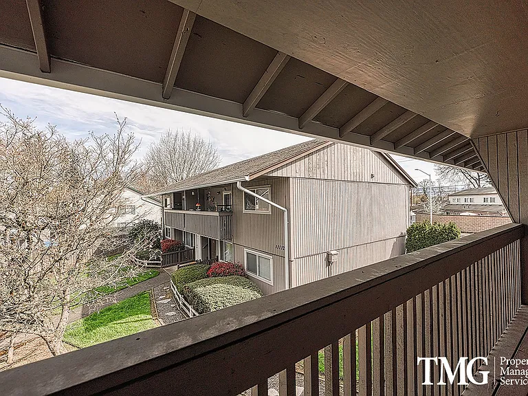 11114 NE 48th Cir #B — Photo 15