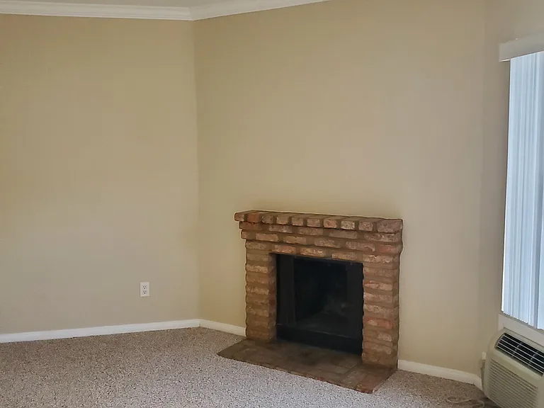3770 Grim Ave #5 — Photo 12