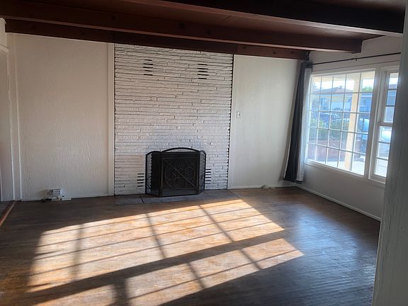 5th image of 2462 La Presa Ave