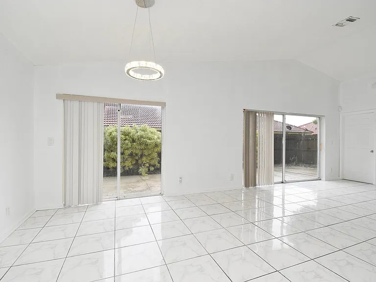 1456 Waterway Cove Dr — Photo 19