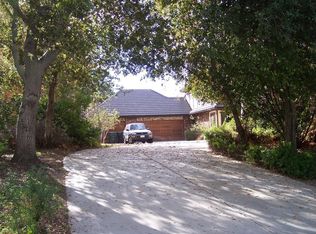 1750 Canyon Hill Dr, Riverside, CA 92506