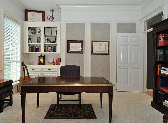 5th image of 5926 Rocky Brook Dr