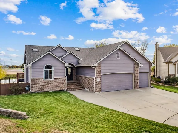 132 Longhorn Ct, Clearwater, KS 67026