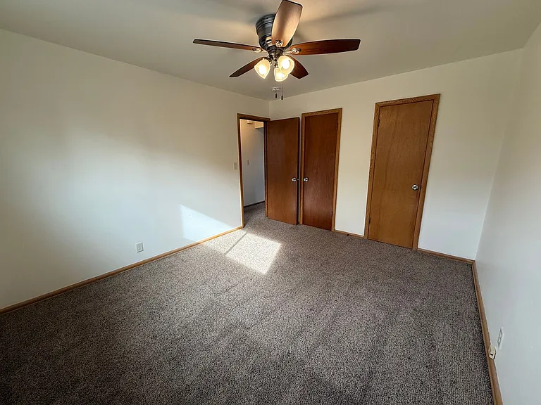 N88W14915 Jefferson Ave — Photo 11