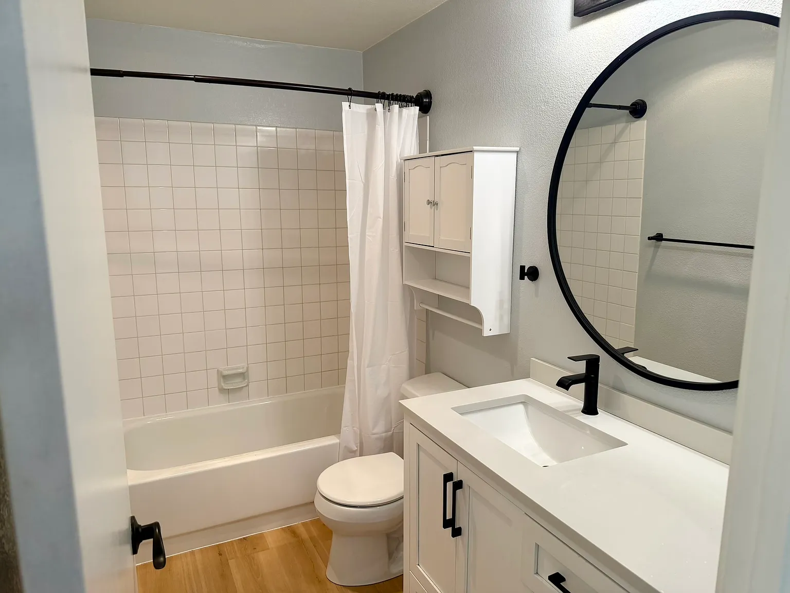 2 bed, 756 sqft, $2,250 — Photo 3