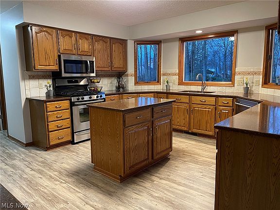 4th image of 5363 Park Vista Ct