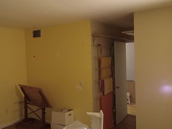 4th image of 203 Eagle Bay Dr