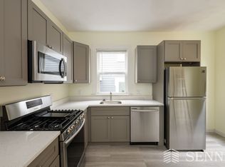36 Greenville St #1, Somerville, MA 02143