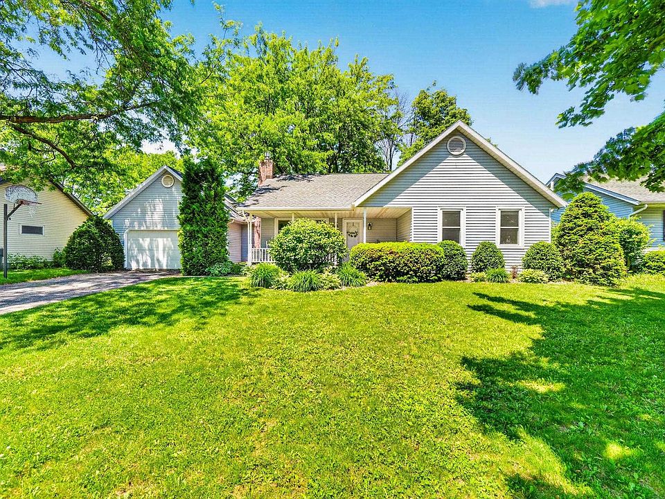 1st image of 1572 Boulder Way