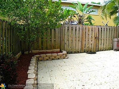 4th image of 1805 SW 81st Ave #415