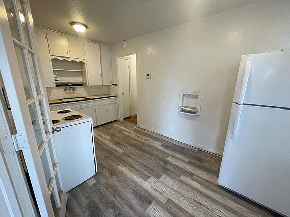 3rd image of 1110 Arkansas St