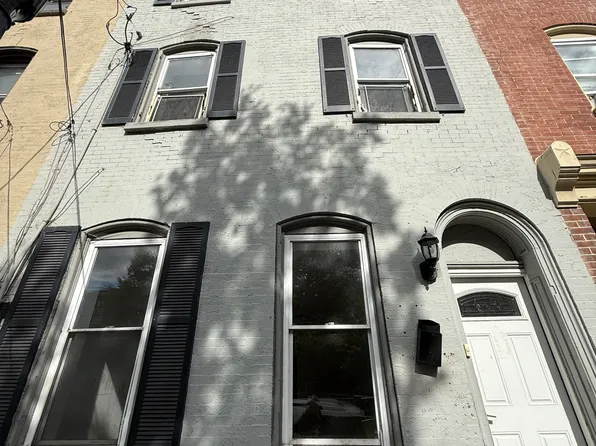 715 W 8th St #1, Wilmington, DE 19801