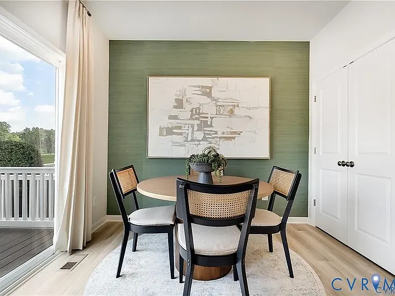 8728 Pioneer Hill Dr — Photo 17