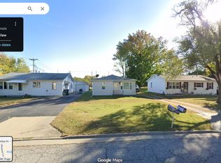 40 Fairway Dr, Fairview Heights, IL 62208