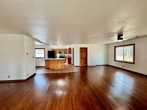 4th image of W4055 Jene Road