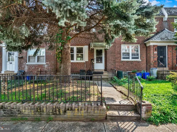 90 Fern St, Philadelphia, PA 19120