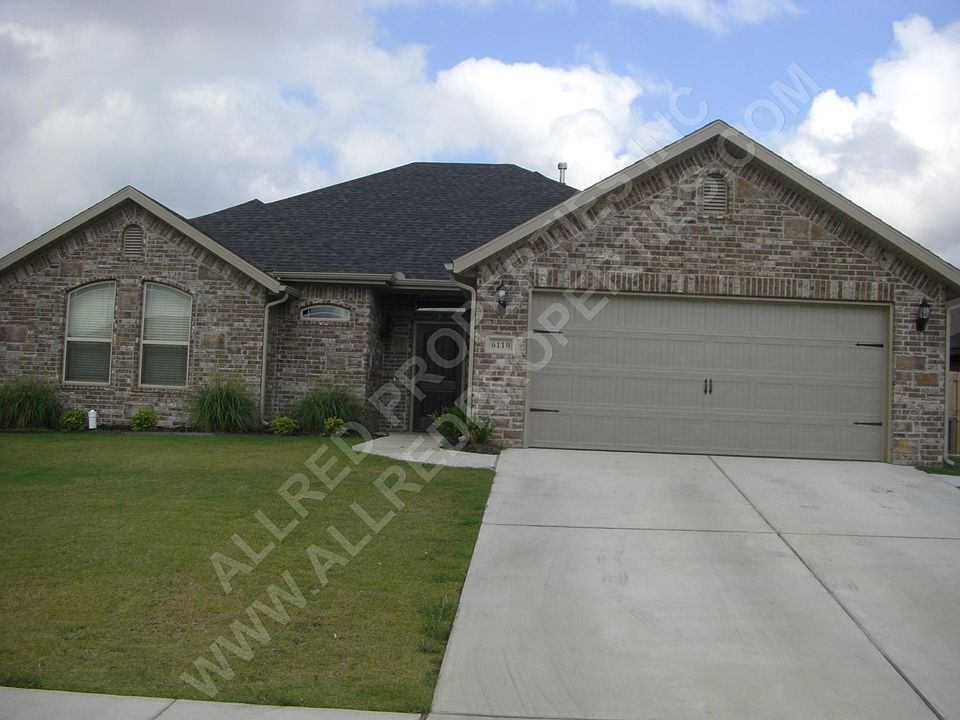 1st image of 6110 S 38th St