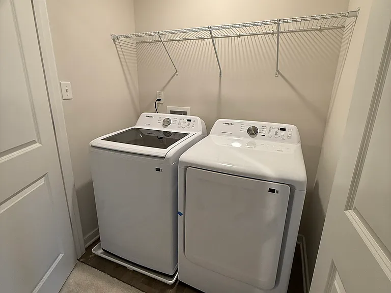 7304 Hancock Crest Pl — Photo 14