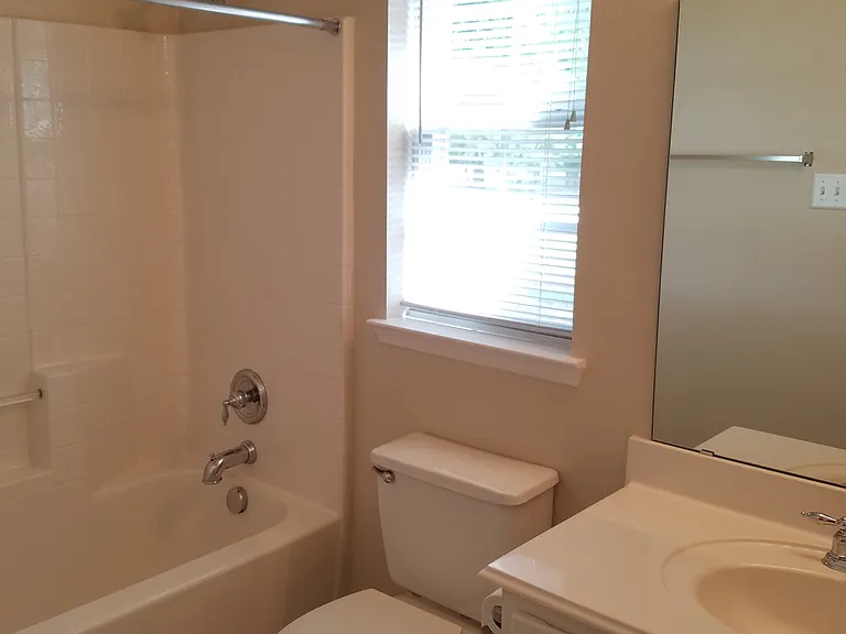422 Cypress St — Photo 26