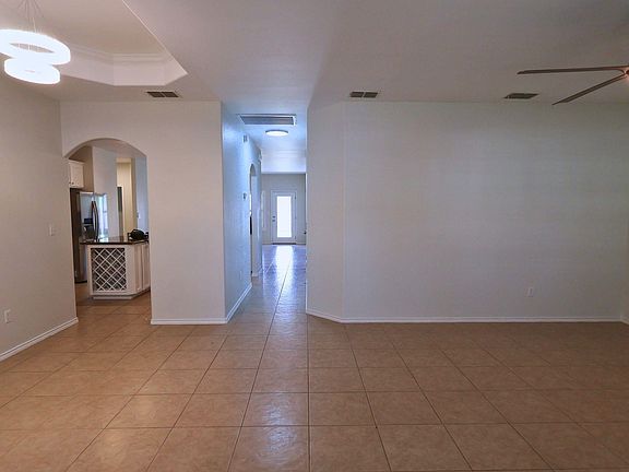 5th image of 109 Veracruz Dr