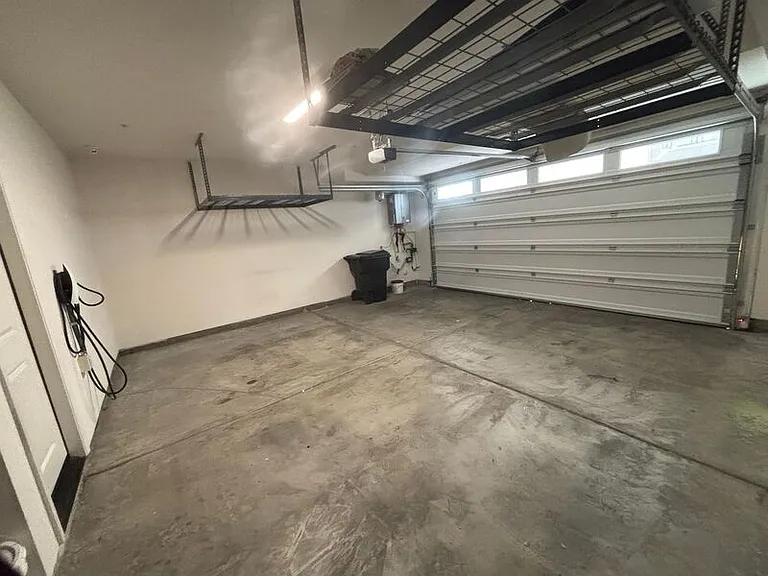 7819 Paxton Pl — Photo 10