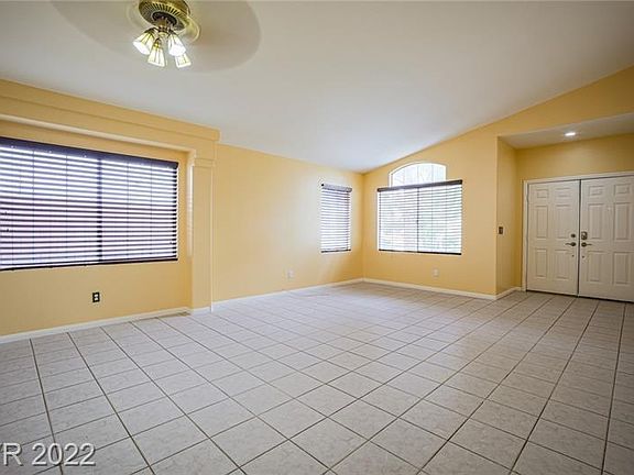 3rd image of 10104 Yellow Canary Ave