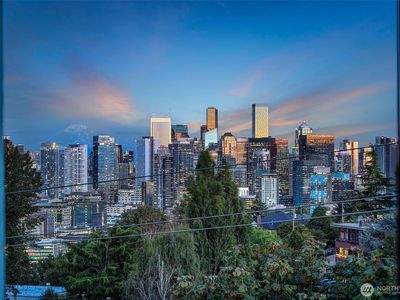 1902 Bigelow Avenue N #301, Seattle, WA, 98109