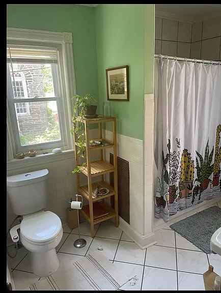 2 bed, 1176 sqft, $2,000 — Photo 2