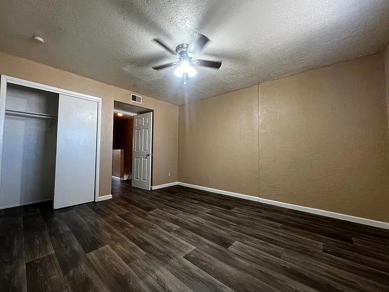 183 Monte Largo Dr NE — Photo 5