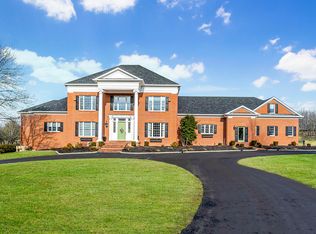 3021 Brookmonte Ln, Lexington, KY 40515