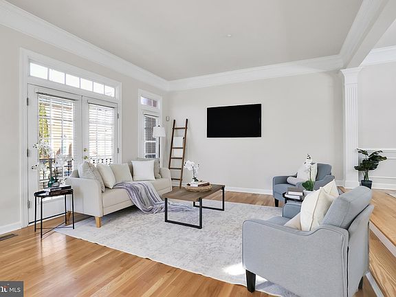 3rd image of 13310 Sunny Brooke Pl