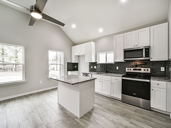 3rd image of 16613 E Lynbrook