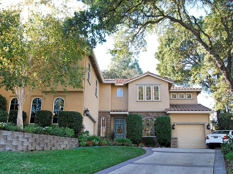 1st image of 8436 Cobble Creek Ln