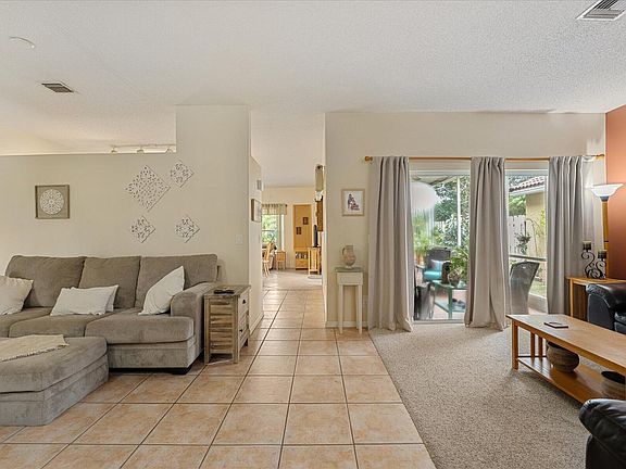 4th image of 5648 Green Island Drive