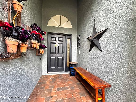 4th image of 1482 Modoc Cir