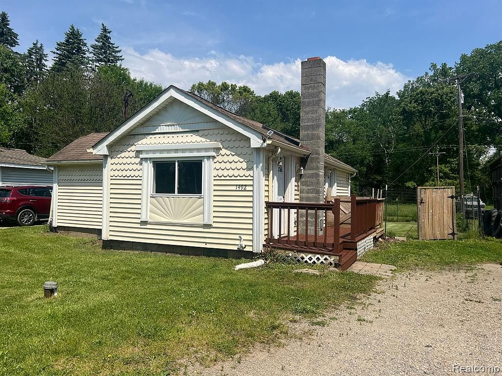 1492 Mason Rd, Howell, MI 48843 Zillow
