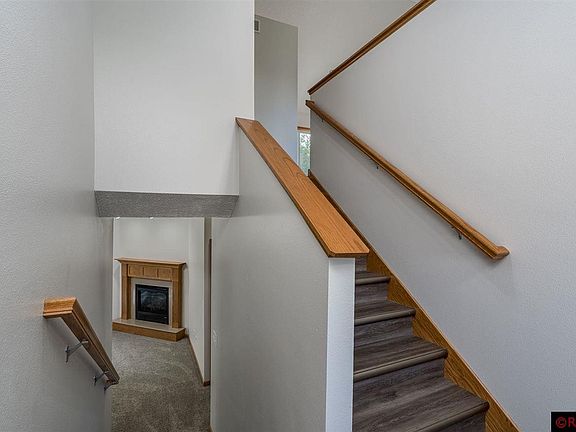 4th image of 617 Colodoro Ln