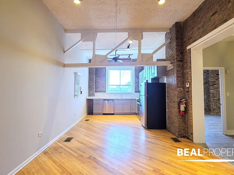 2320 N Damen Ave #2G — Photo 6