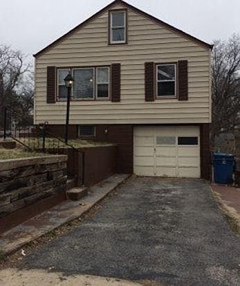1st image of 324 Millman Dr