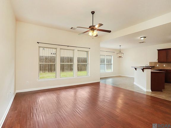 3rd image of 16709 Glenwood Springs Dr