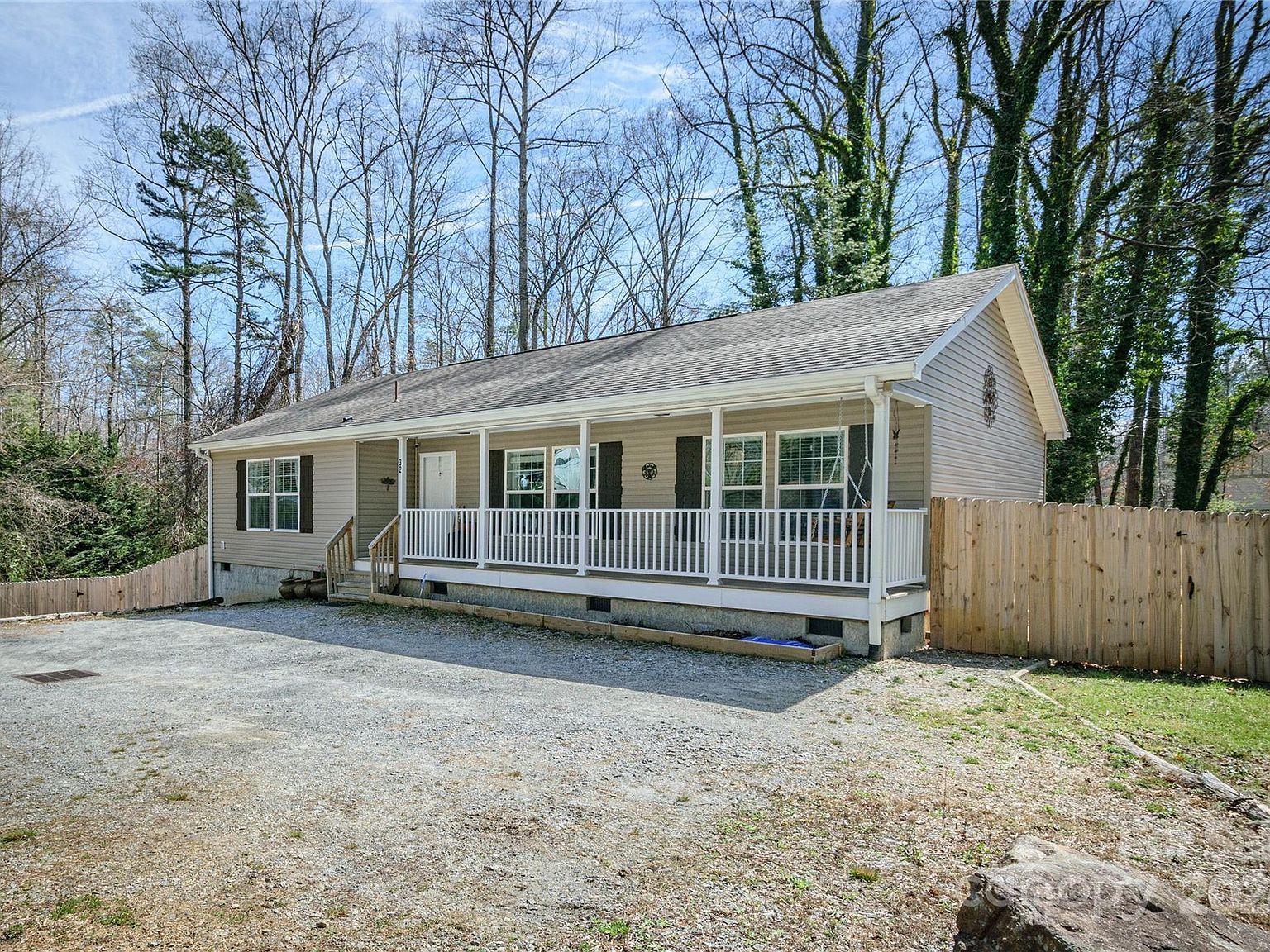 32 Beechwood Lakes Dr 4, Hendersonville, NC 28792 Zillow