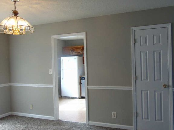 5th image of 352 Brook Mead Dr