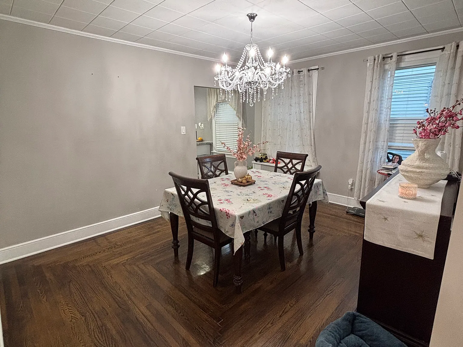 3 bed, $2,200 — Photo 4