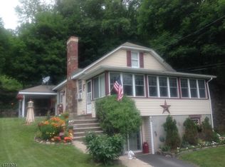 29 Mountain Ave, Branchville, NJ 07826