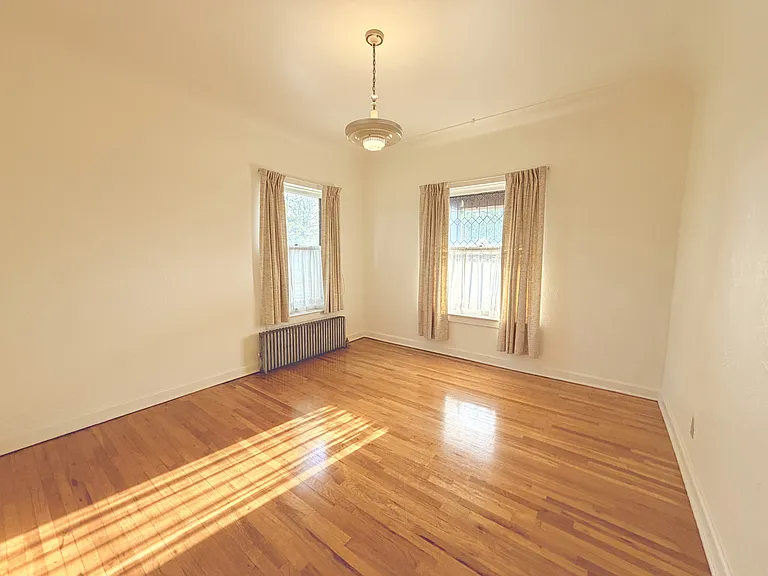 878 S Logan St #1 — Photo 4