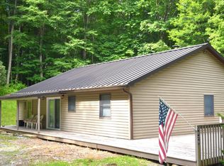 5029 Lobelia Rd, Hillsboro, WV 24946