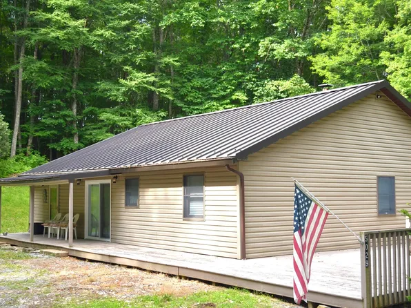 5029 Lobelia Rd, Hillsboro, WV 24946