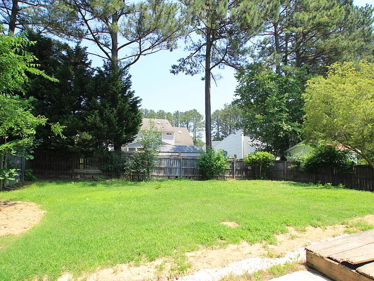 5219 Eagles Landing Dr — Photo 14