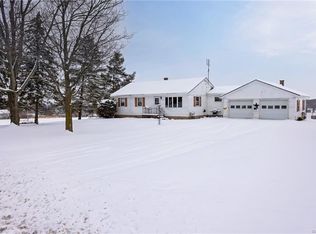 10373 Bethany Center Rd, East Bethany, NY 14054